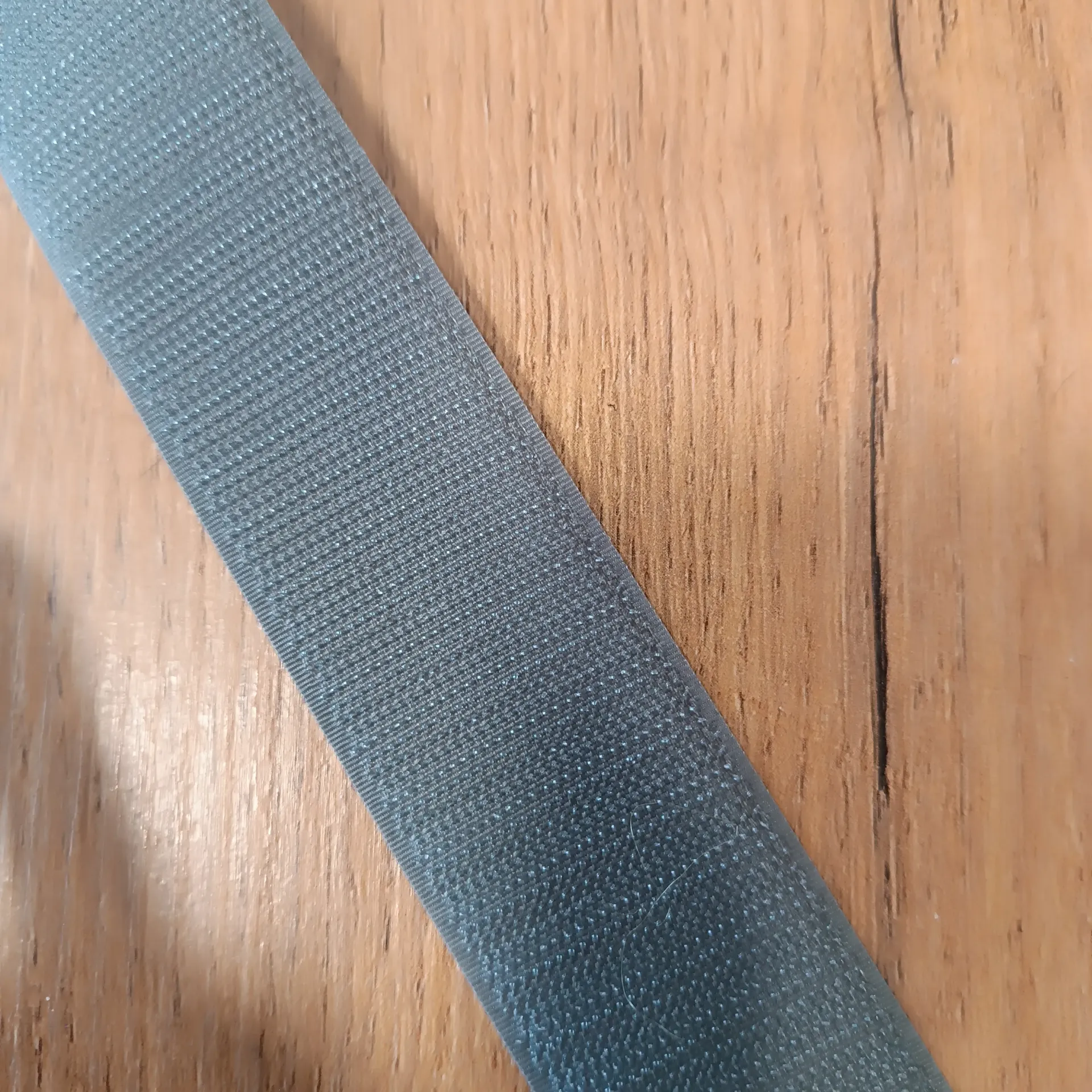 VELCRO® Brand Hakenband Wolf Grey 38 mm – Meterware