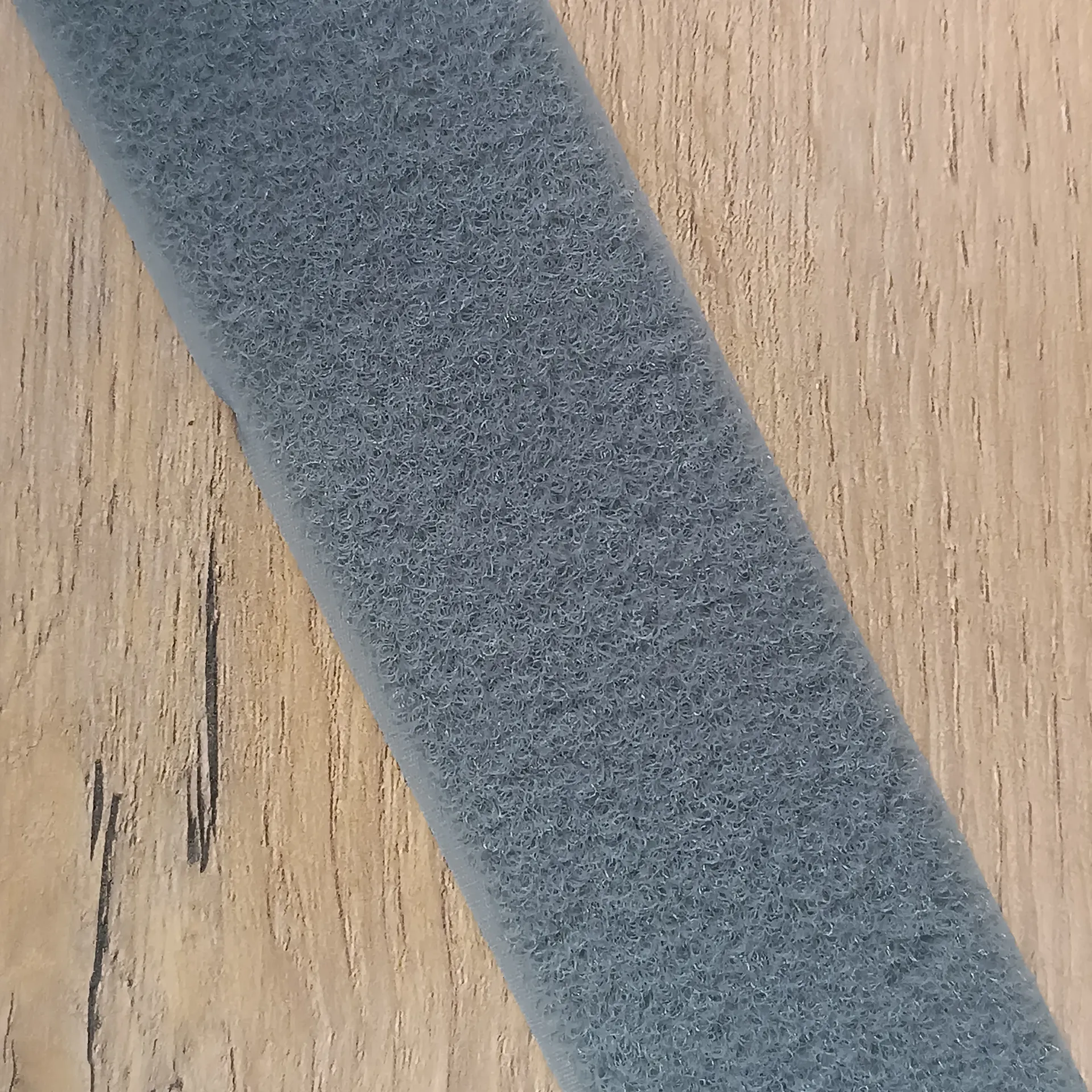 VELCRO® Brand Flauschband Wolf Grey 50 mm – Meterware