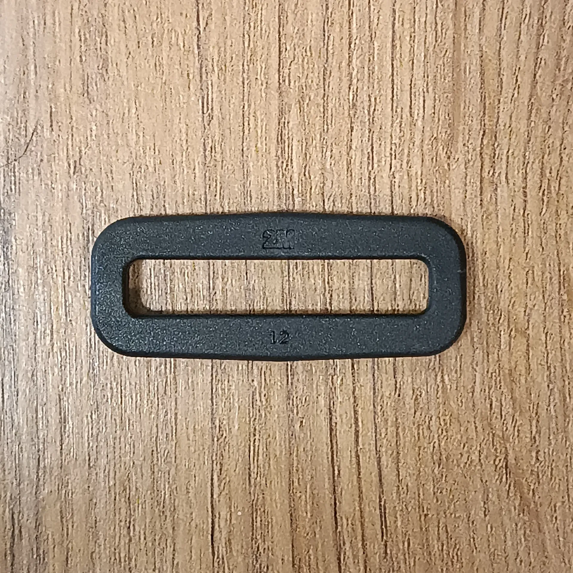 Oval Ring 2M OS-Serie Schwarz 40 mm