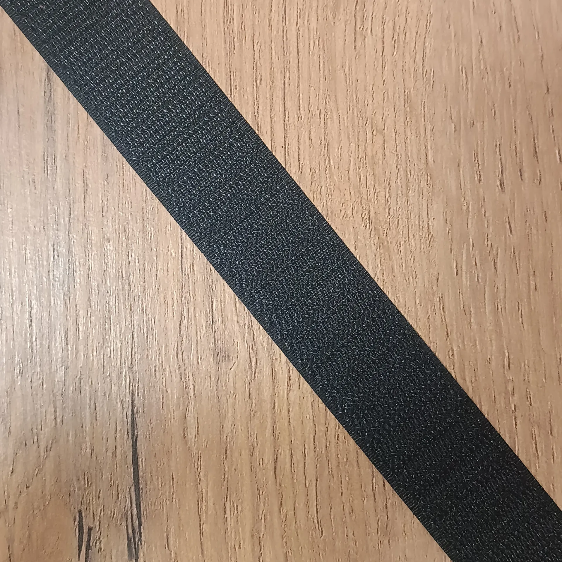 VELCRO® Brand taśma rzep haczyk czarna 25 mm – na metry