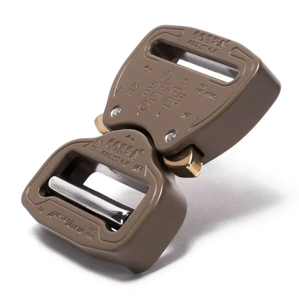 [FY38CVF] COBRA® PRO STYLE Coyote Brown 38 mm